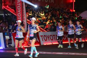 BIB: 46945
                            <button type="button" onclick="openModal(23189882)" class="btn btn-primary btn-sm float-right btn-popup" data-toggle="modal" data-target=".modal-high-quality">
                        <i class="fas fa-shopping-cart"></i> Add to Cart
                    </button>
                                            <button type="button" onclick="isThisMe(23189882, true)" class="btn btn-success btn-sm float-right btn-popup btn-isme hidden" data-toggle="tooltip" data-placement="bottom" title="นี่คือรูปของคุณใช่ไหม คลิกที่นี่เพื่อเอาเข้าอัลบั้ม">
                        <i class="fas fa-plus"></i> Add to album
                    </button>
                    <button type="button" onclick="isThisMe(23189882, false)" class="btn btn-warning btn-sm float-right btn-popup btn-isnotme hidden">
                        <i class="fas fa-ban"></i> Remove from album
                    </button>